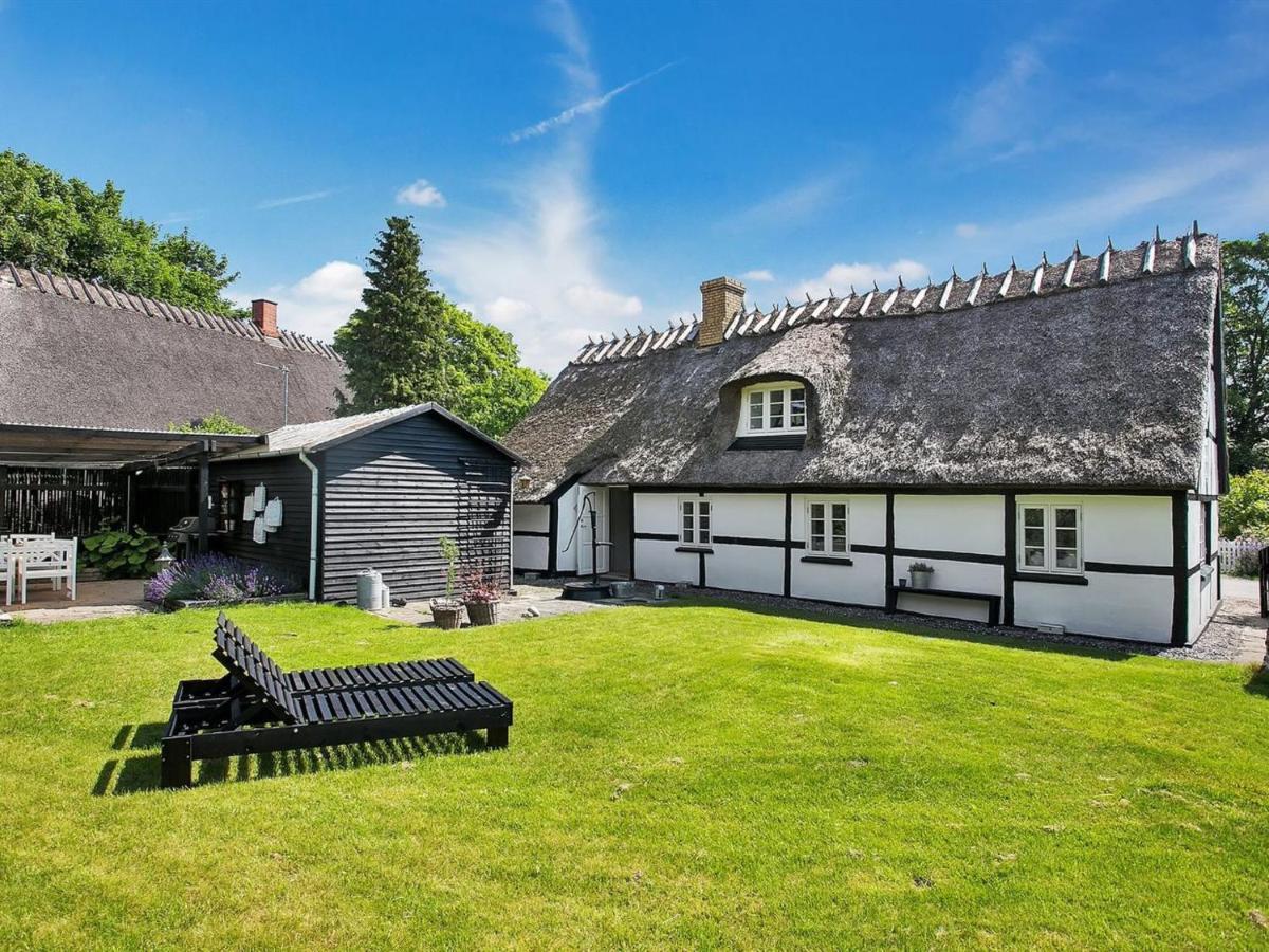 Holiday Home Sibo - 1-5Km From The Sea In Lolland- Falster And Mon By Interhome Stege Exteriör bild